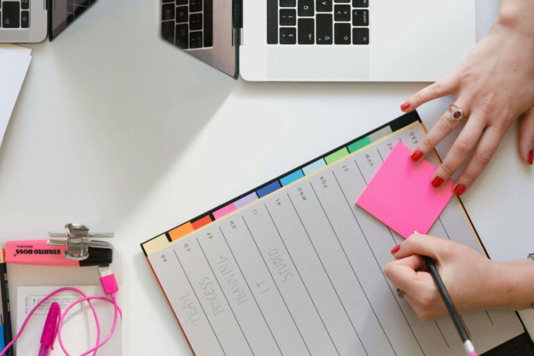 Share your google calendar with your social media team